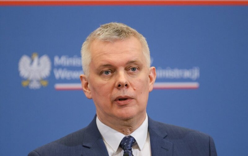 Siemoniak: „10 obywateli Gruzji wydalonych z Polski”