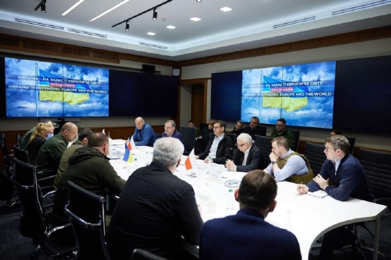 Три года назад они отправились в Киев. «Когда требовалось мужество»