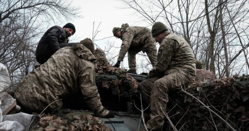 Amerykańscy eksperci ostrzegają przed zawieszeniem broni. „Rosja może szykować ofensywę”