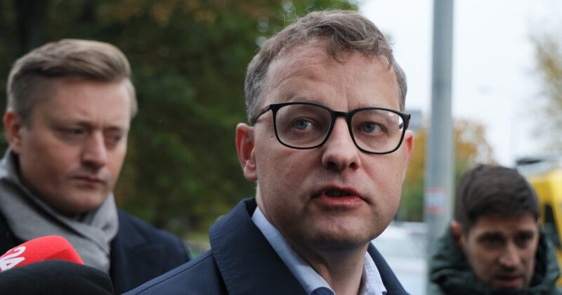 Tajna drukarnia PiS w garażu. Prokuratura stawia zarzuty