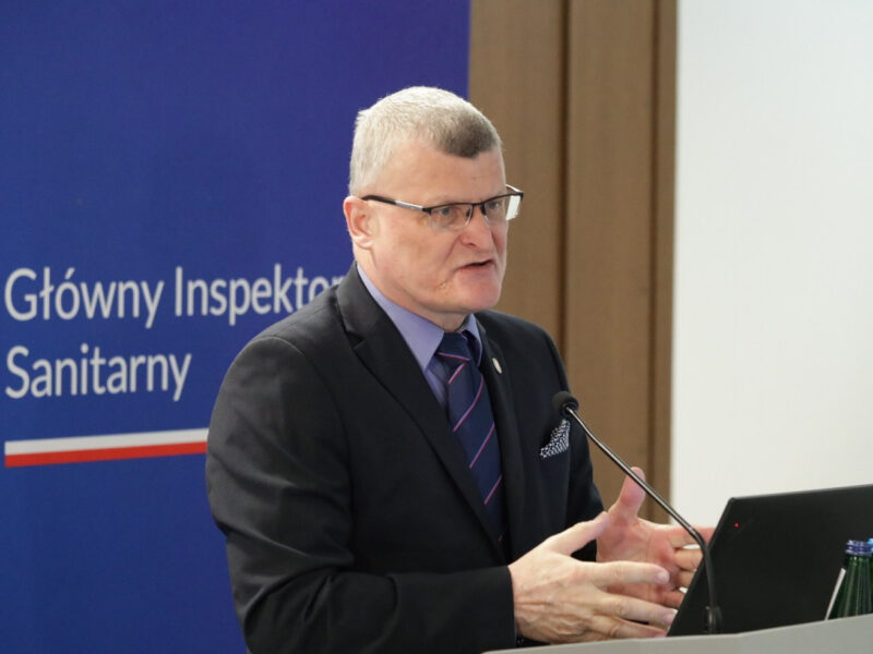 Błonica w Polsce. GIS szuka pasażerów trzech lotów