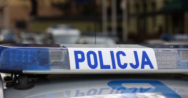 Potrąciła 10-latka i odjechała. Policja szuka kobiety ze srebrnego auta