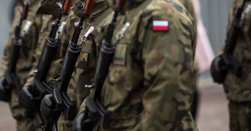 Donald Tusk zapowiedział szkolenia wojskowe. Czy Polacy wezmą w nich udział?