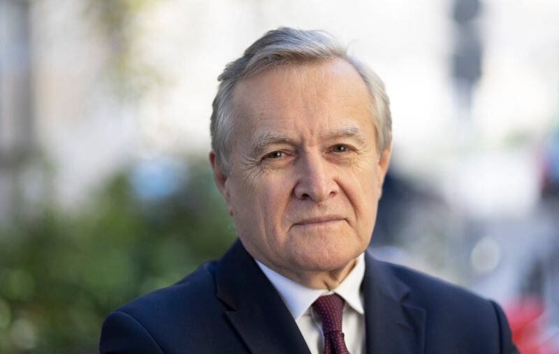 Znany biznesmen uderzył w PiS. Gliński odpowiada: „Hańba”