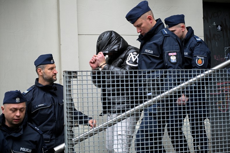 Łukaszowi Żakowi grozi 30 lat, a Sebastian Majtczak wciąż w Dubaju. Jak to możliwe?