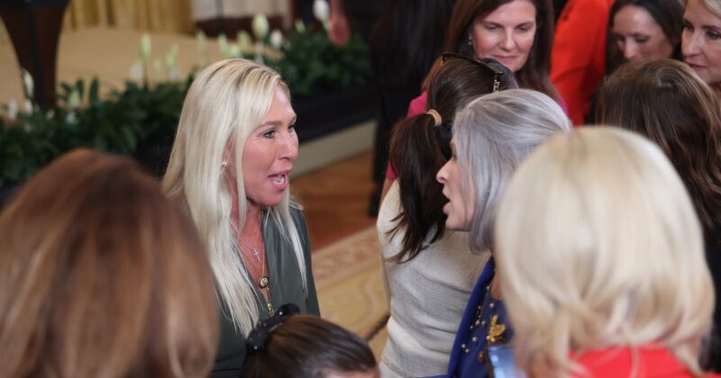 Spięcie kongresmenki z dziennikarką. „Gówno nas obchodzą twoje doniesienia”