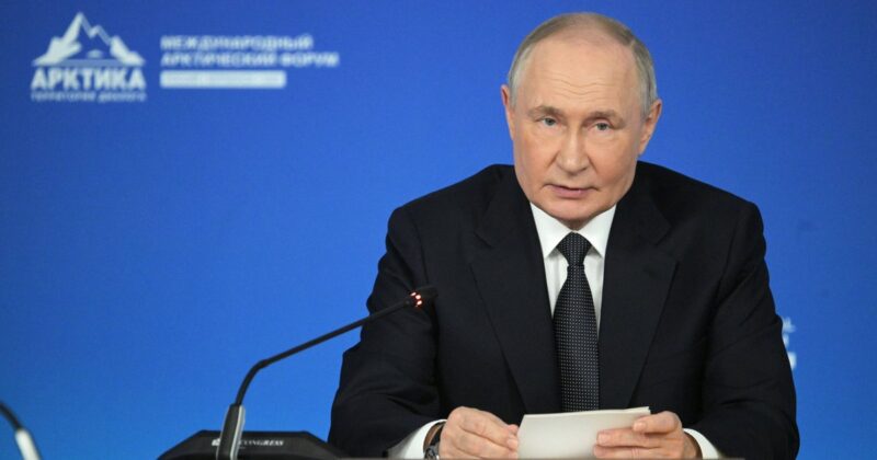 Rosja zwiększy siły w Arktyce. Władimir Putin: będziemy bronić swoich interesów