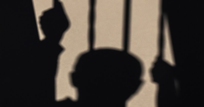 Resocjalizacja po polsku, czyli jak wygląda znęcanie się nad więźniami. „Przez pół roku upadlali go na każdym kroku”