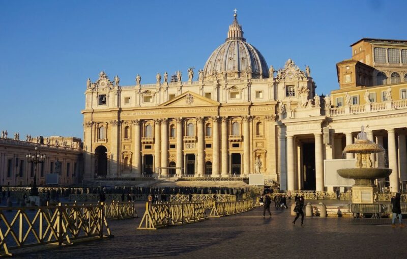 Kard. Parolin: Papież będzie w stanie rządzić Kościołem