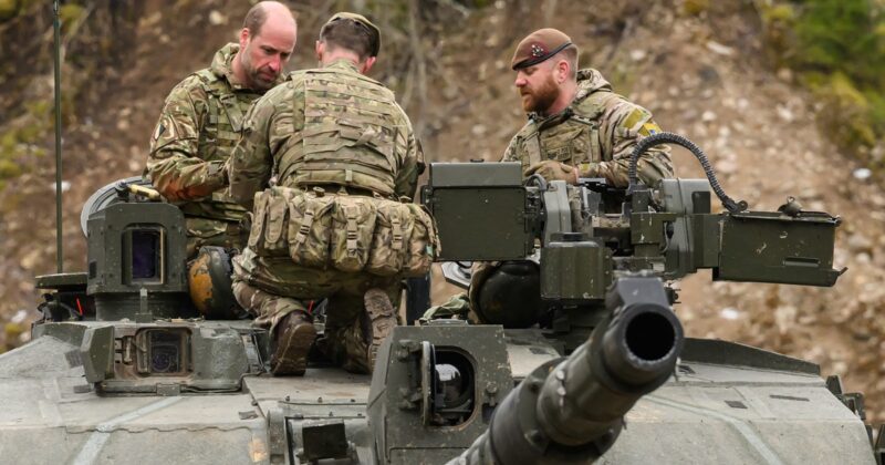 Rosjanie zbierają wielką armię na tyłach? „Generał powiela rosyjską narrację”