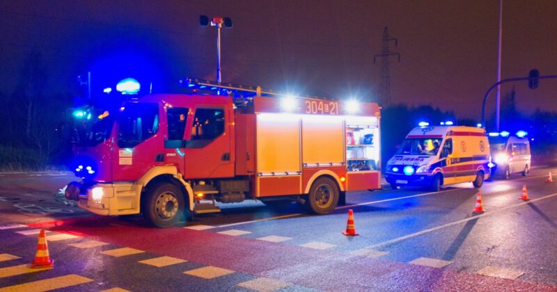 Tragiczny pożar w Poznaniu. 30 osób ewakuowanych, jedna osoba nie żyje