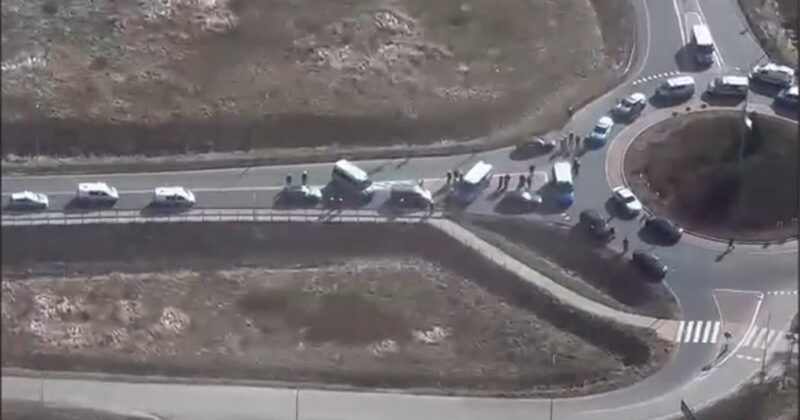 Pseudokibice planowali wielką „ustawkę”. Chcieli napaść na pociąg z Legnicy