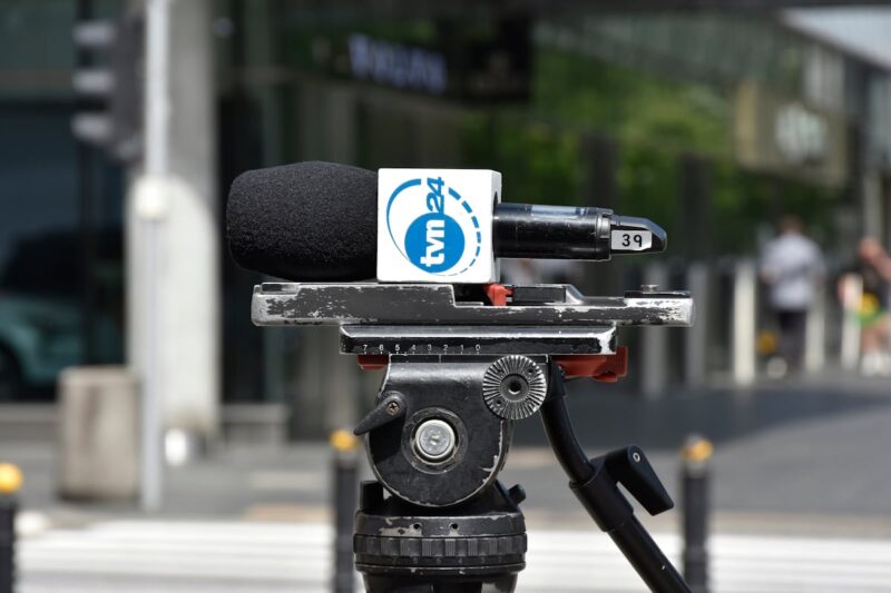 Kto kupi TVN? Jest trzeci chętny! Do gry wkraczają Niemcy!