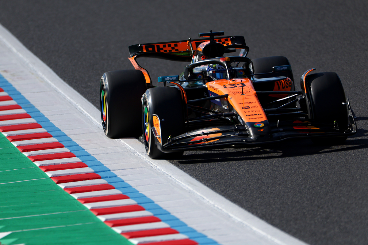 McLaren dominuje w FP2, kraksa Doohana i 4 czerwone flagi