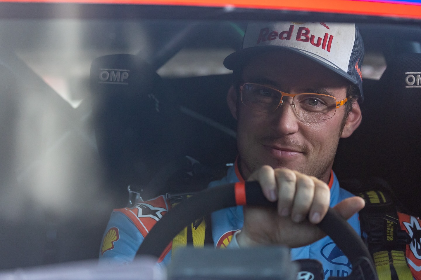 Thierry Neuville powiększył kolekcję rajdówek. Kolejny „wurc” w garażu