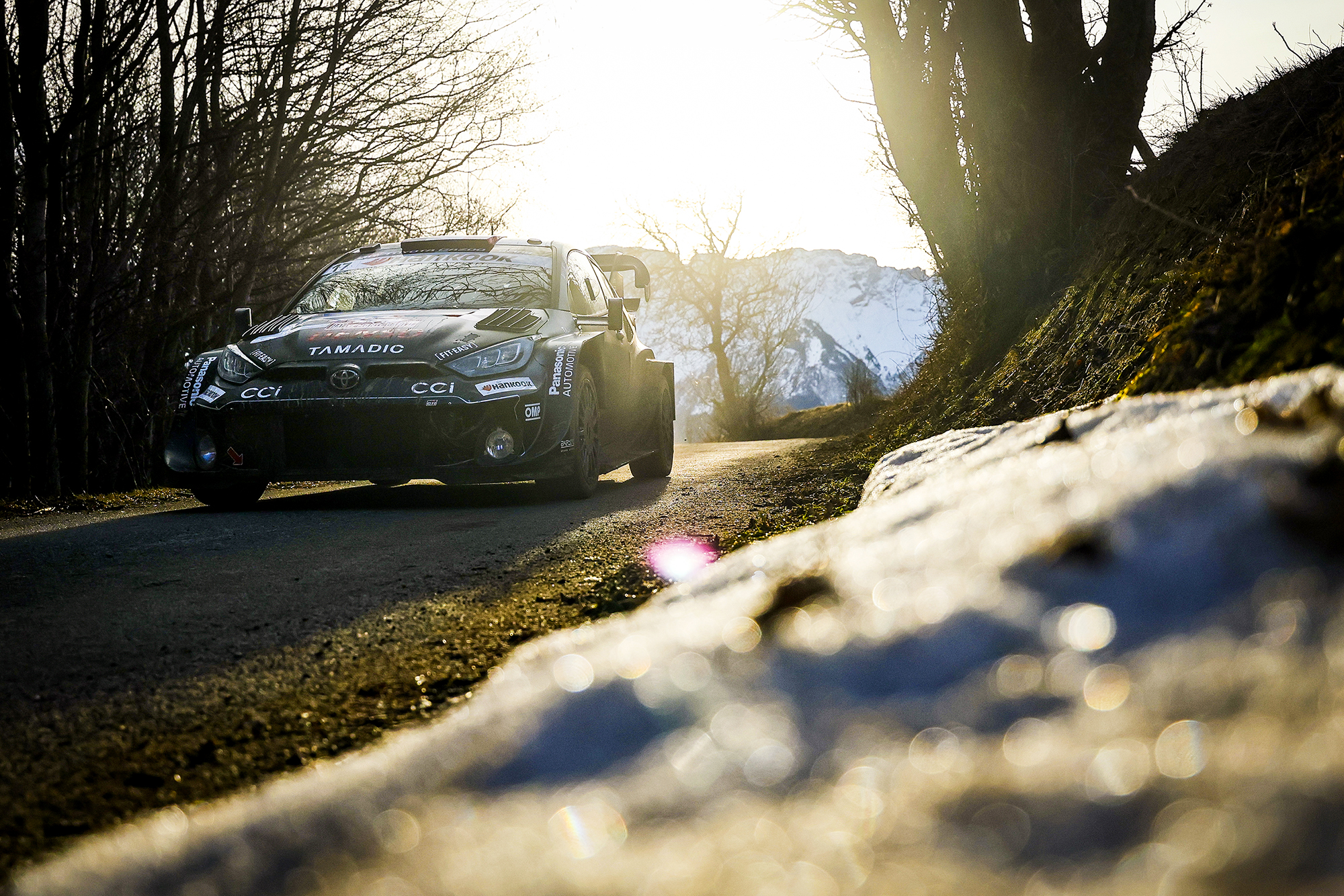 Monte-Carlo: powrót do „ustawień fabrycznych”, kolejna wtopa Neuville’a