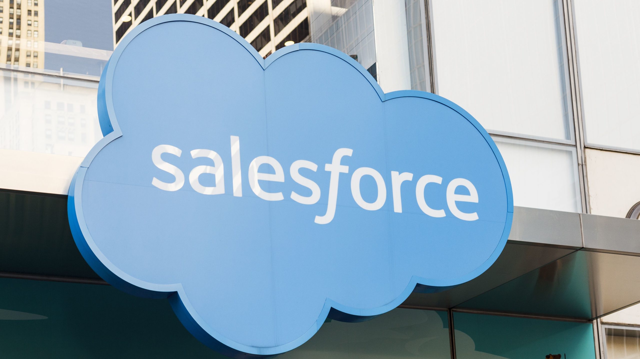 Salesforce rozwija cyfrową siłę roboczą. Nowe narzędzia AI już dostępne