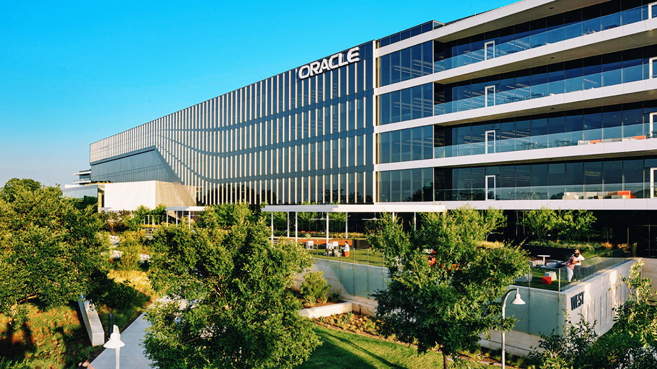 FBI bada wyciek danych Oracle